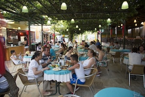 Frühstück, Mittagessen, Abendessen, internationale Küche
