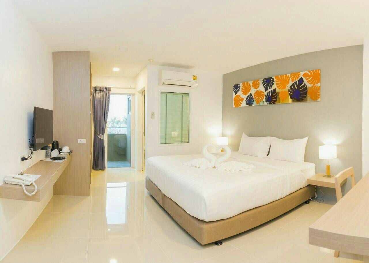 double room | 1 bedroom, minibar, desk, free wifi