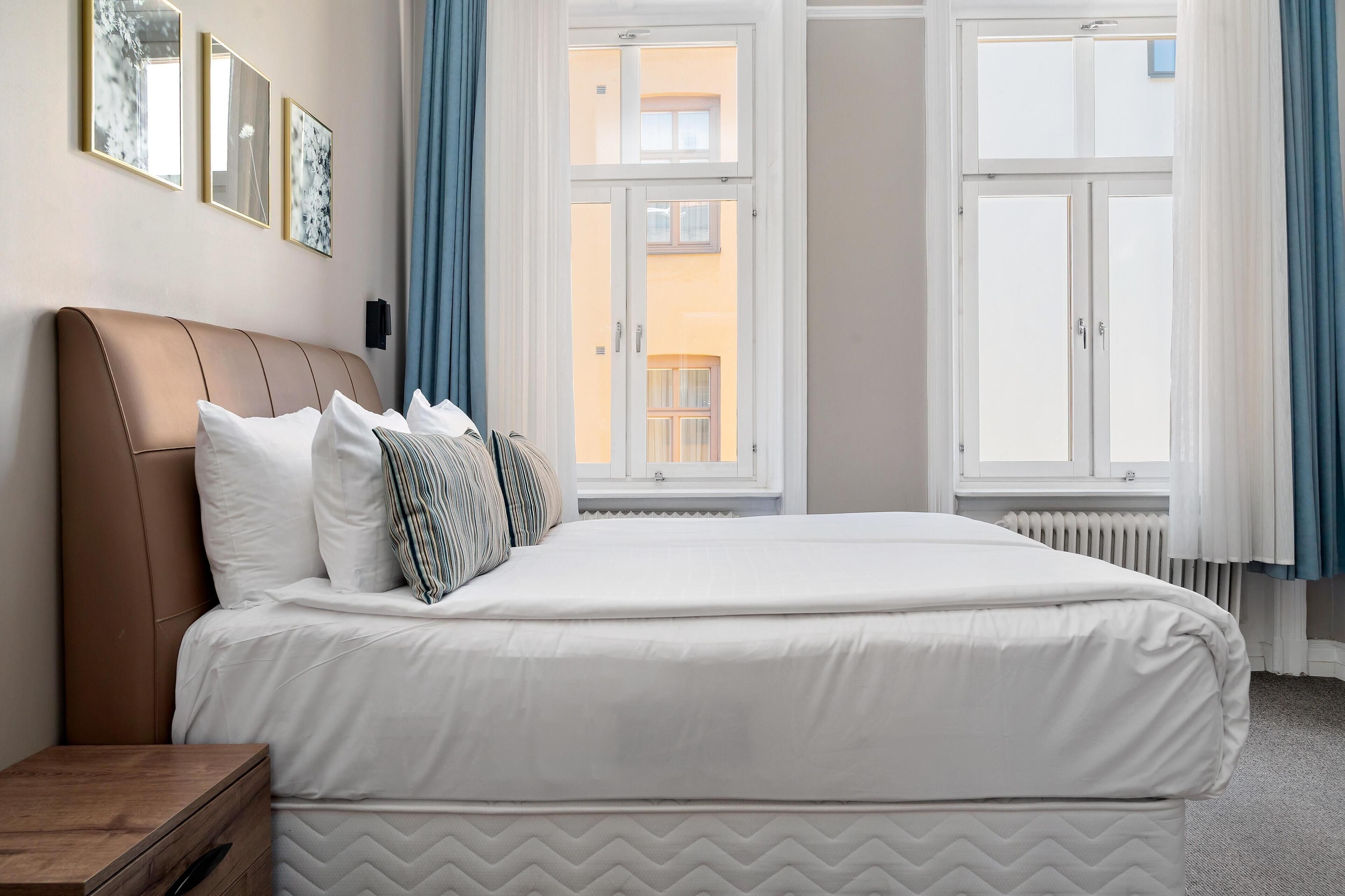 Superior Room, 1 Double Bed, Non Smoking | Desk, blackout drapes, free WiFi, bed sheets