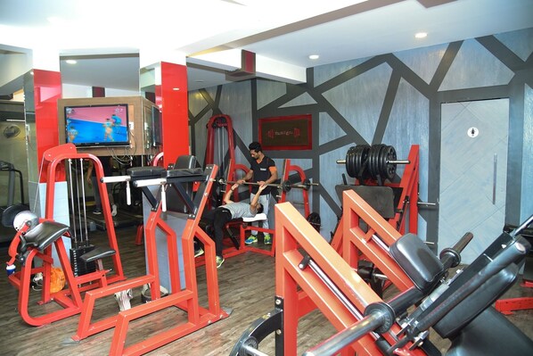 Fitness facility - Evergreen Hotel (Mumbai)