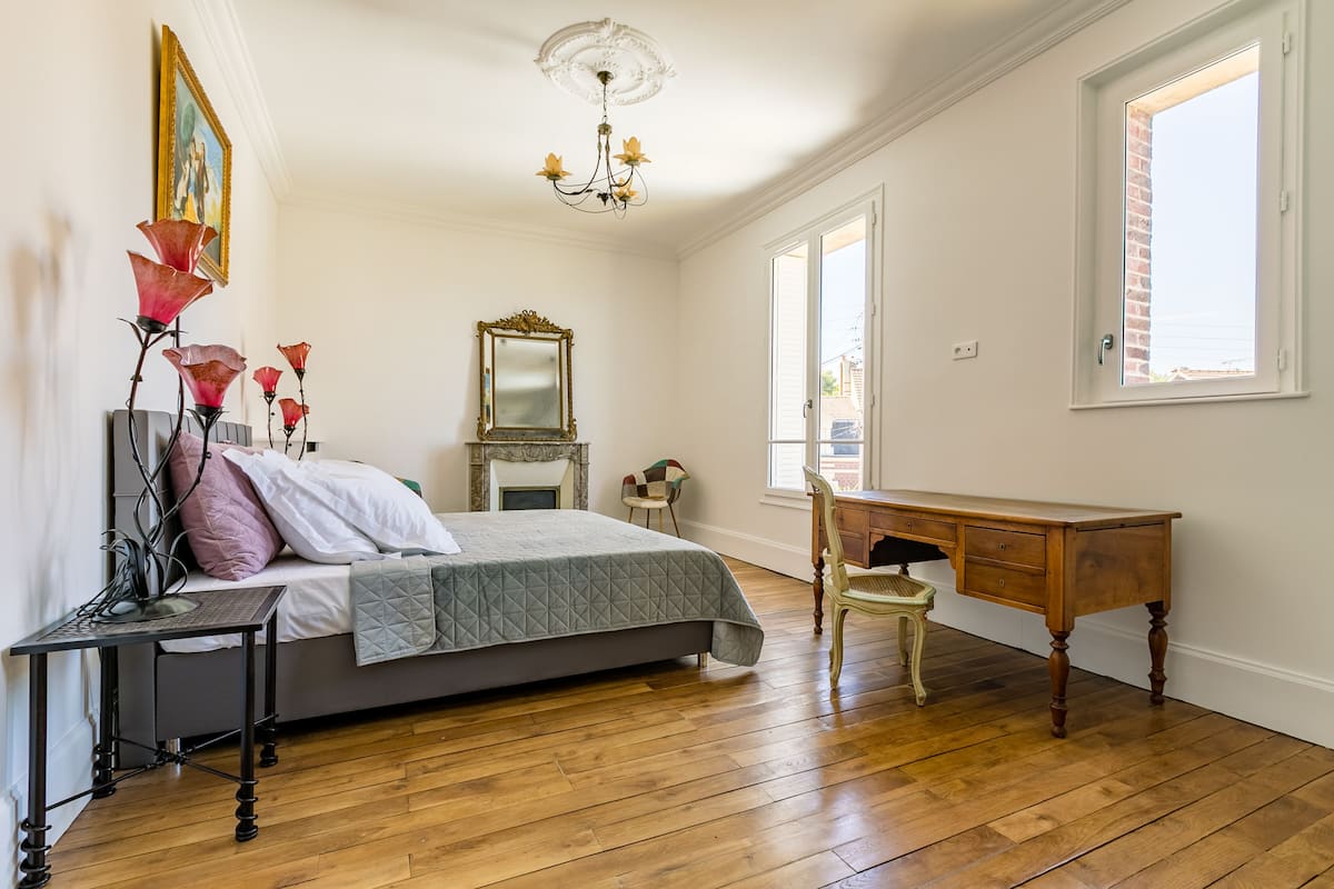 Superior Double Room (Goya) | 1 bedroom, premium bedding, minibar, laptop workspace