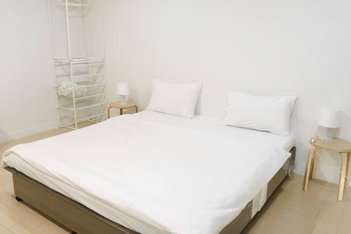 Standard Double Room | 办公桌、免费 WiFi