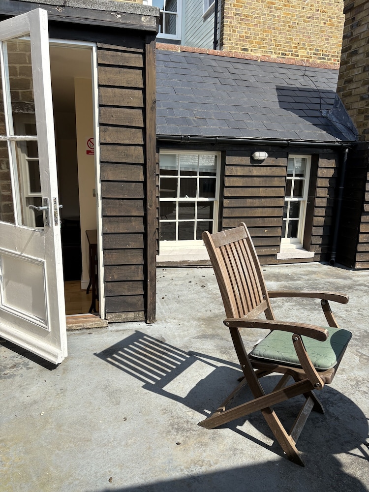 The Falstaff by null