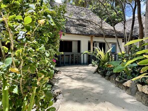 Garden - Blue Reef Sport and Fishing Lodge & Bungalows (Jambiani)