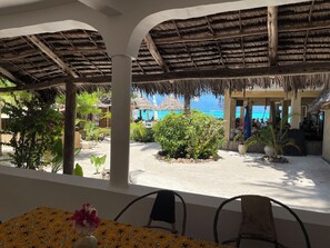 Family Room | Terrace/patio - Blue Reef Sport and Fishing Lodge & Bungalows (Jambiani)