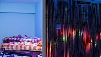 Turkish bath/hammam, body treatments, facials, 3 treatment rooms