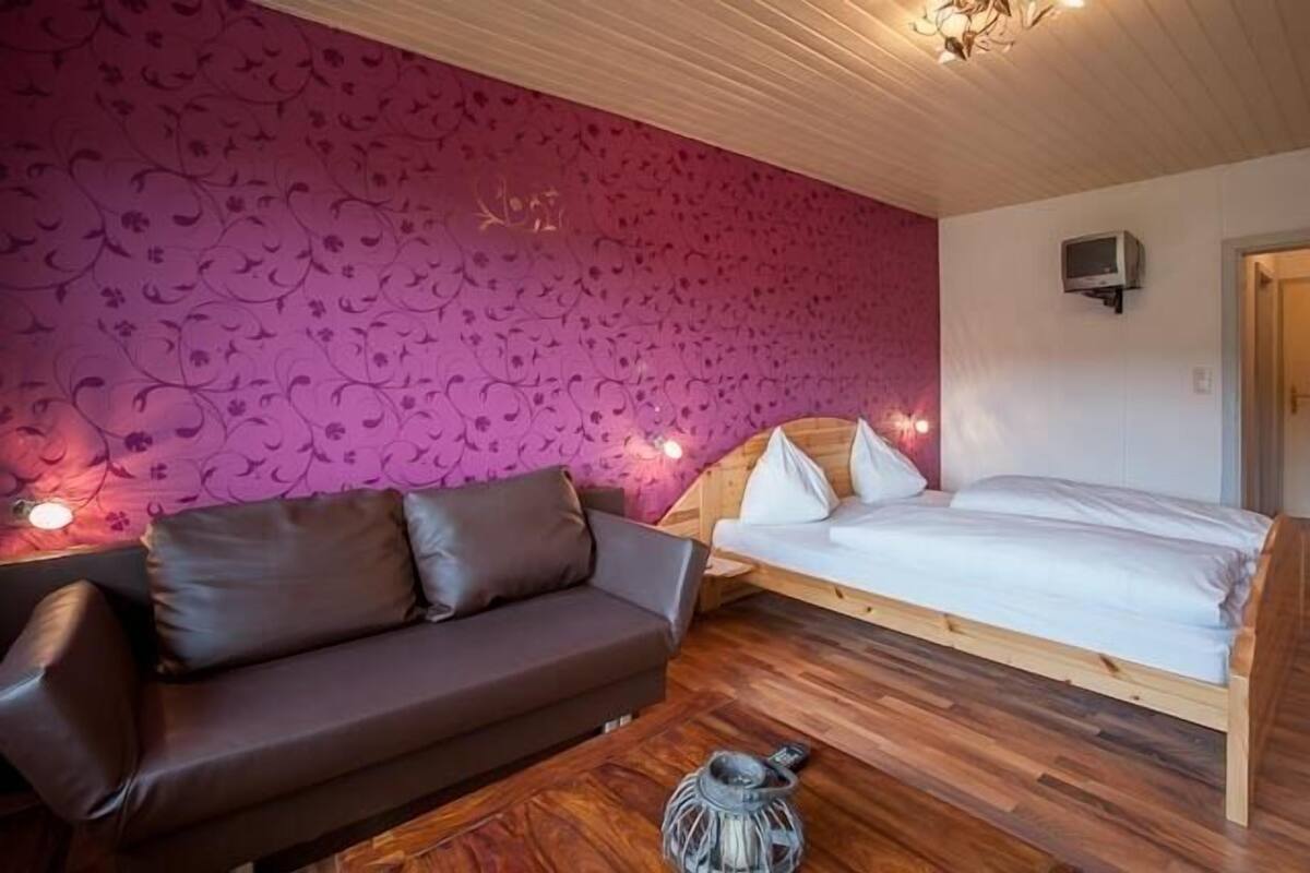 Classic Double Room | Premium bedding, in-room safe, bed sheets