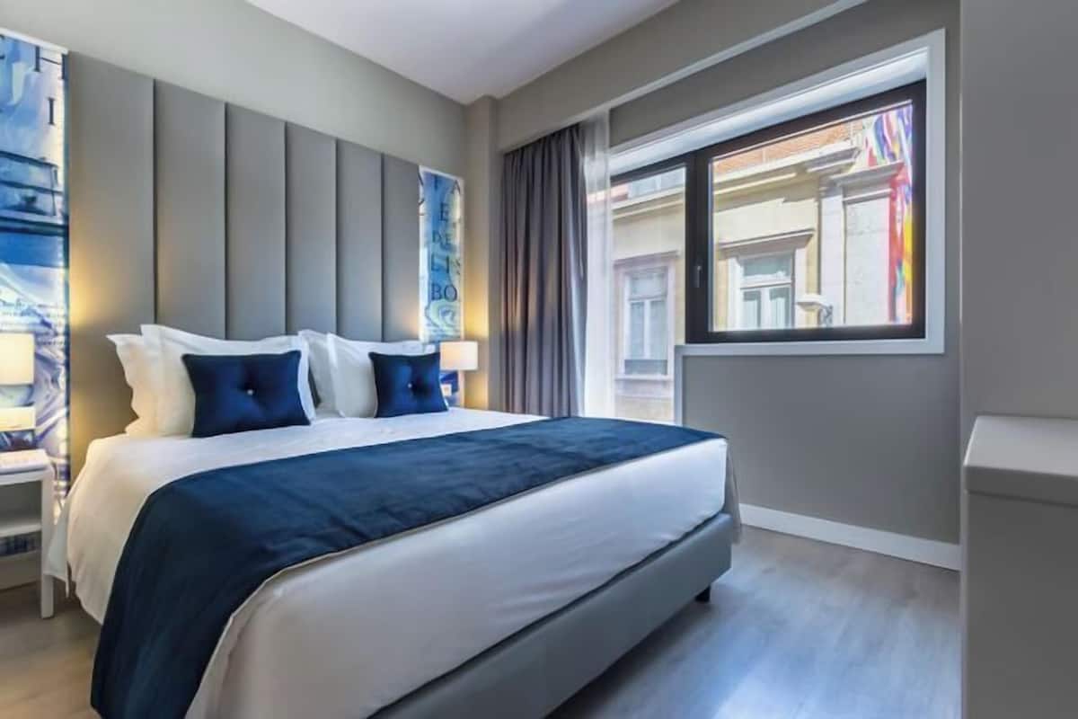 Minibar, in-room safe, blackout curtains, soundproofing