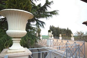 Terras