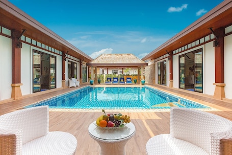 6 Bedroom Pool Villa | Private pool