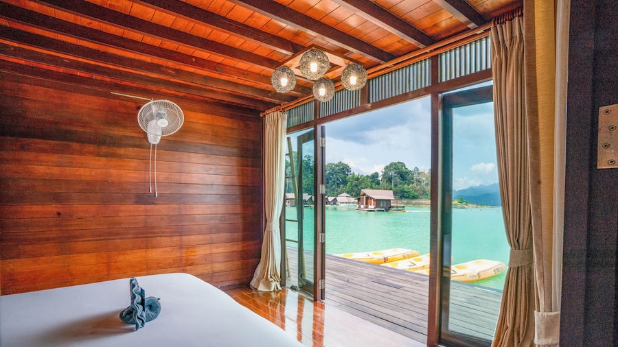 500 Rai Khao Sok Floating Resort