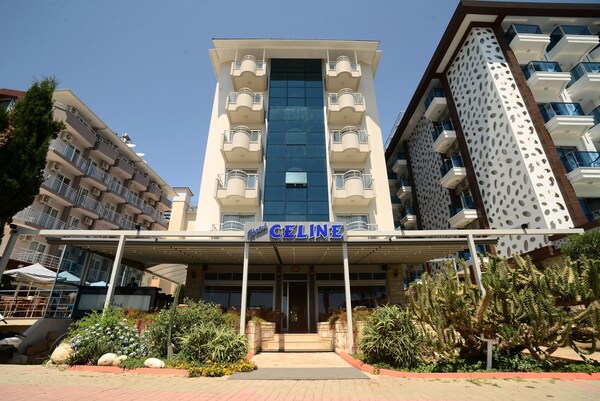 Kleopatra Celine Hotel - Kleopatra Beach