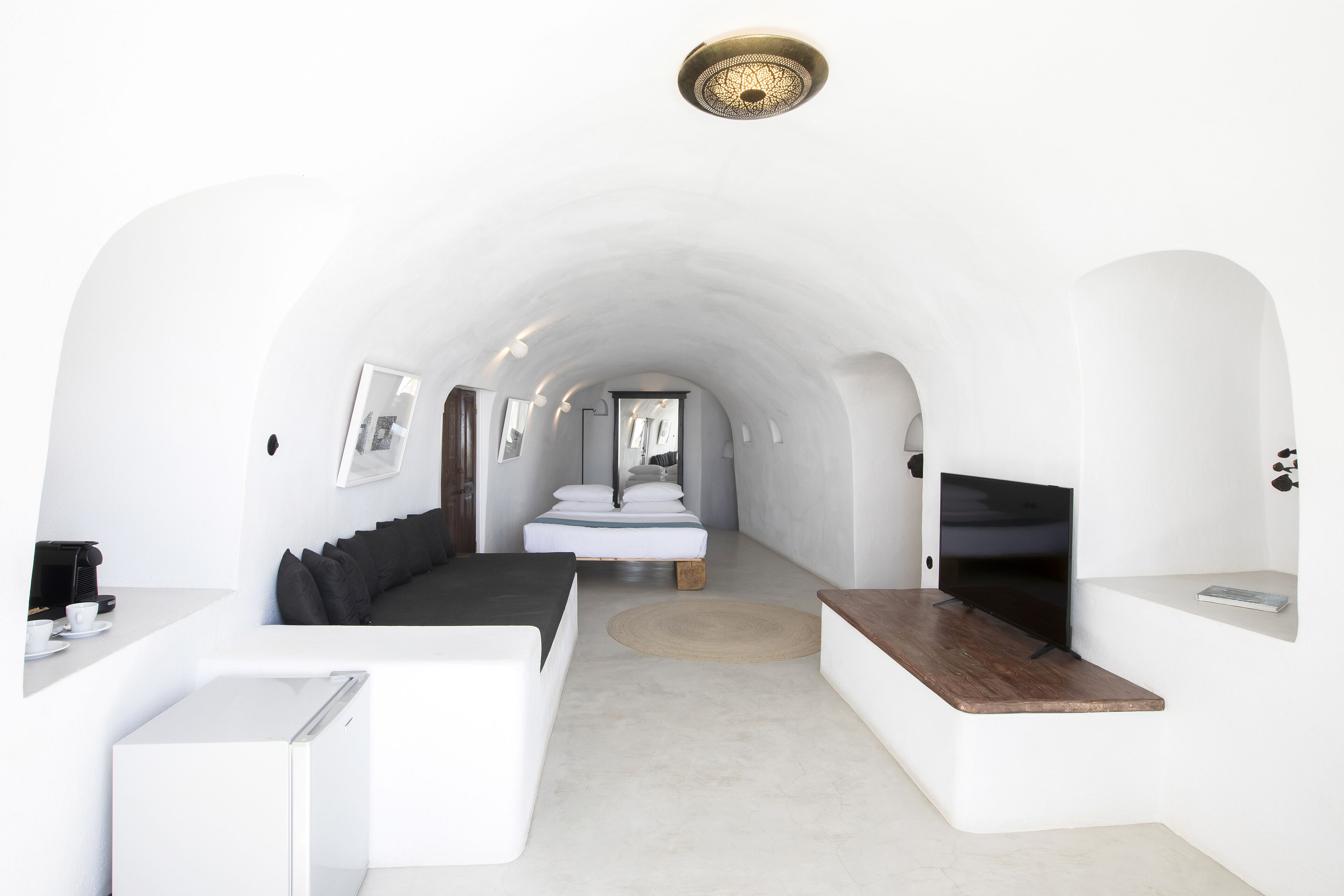 Ducato di Oia - Adults Only Santorini interior view 2