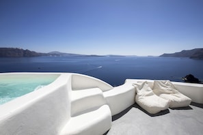 Private spa tub - Ducato di Oia - Adults Only (Santorini)