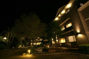 Front of property - evening/night