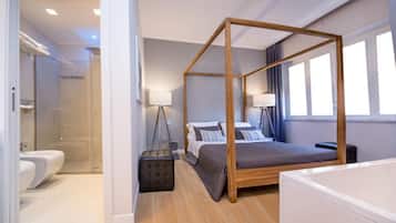 Deluxe Suite | 1 bedroom, premium bedding, memory foam beds, in-room safe