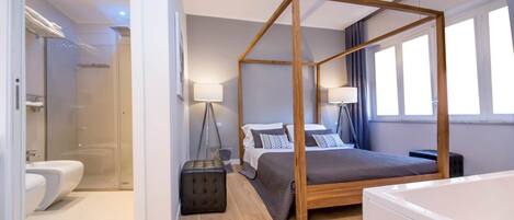 1 bedroom, premium bedding, memory-foam beds, in-room safe