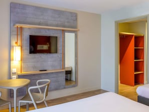 Chambre Triple, plusieurs lits | Literie de qualité supérieure, bureau, chambres insonorisées