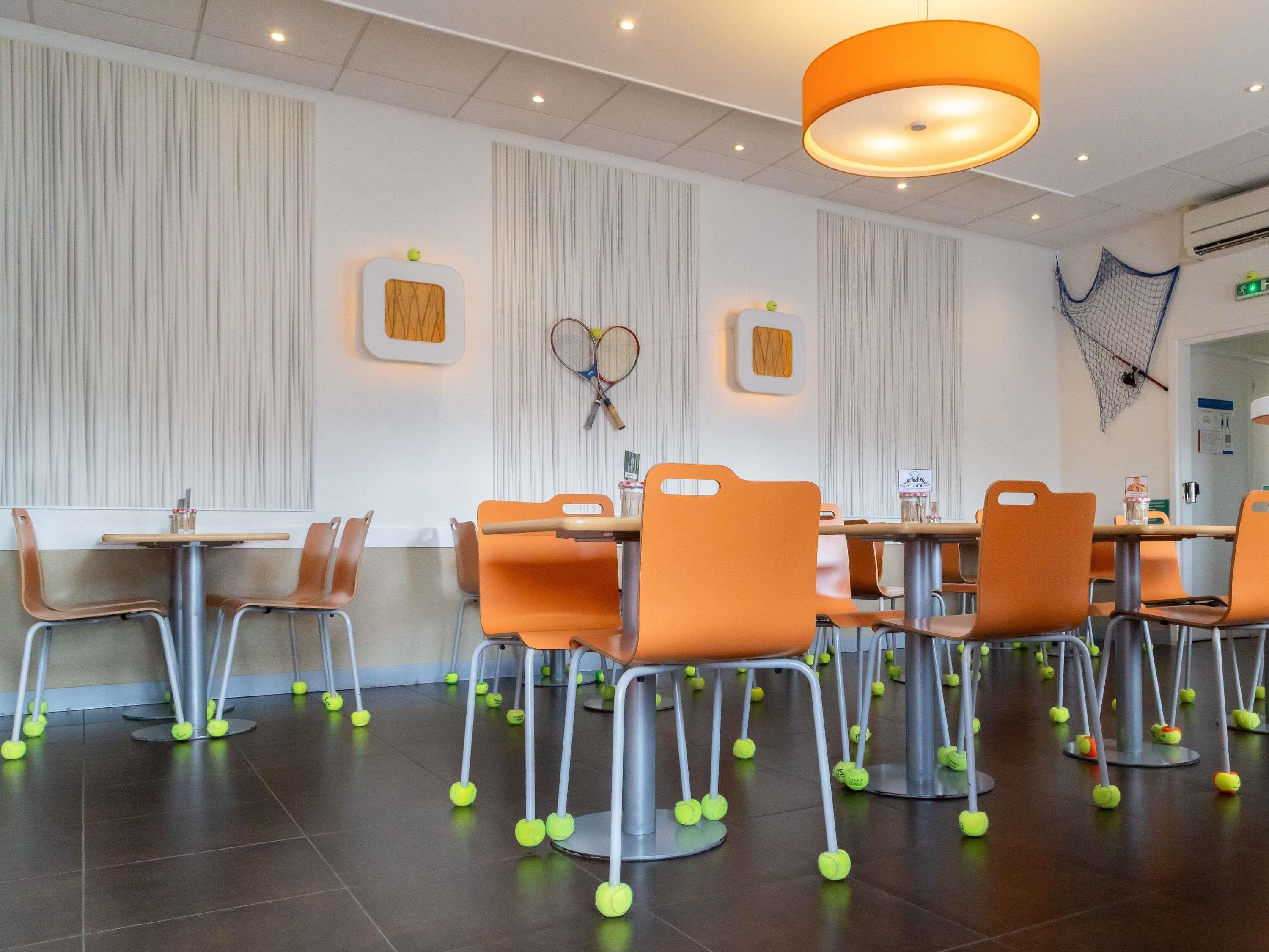 daily buffet breakfast (eur 8.90 per person)