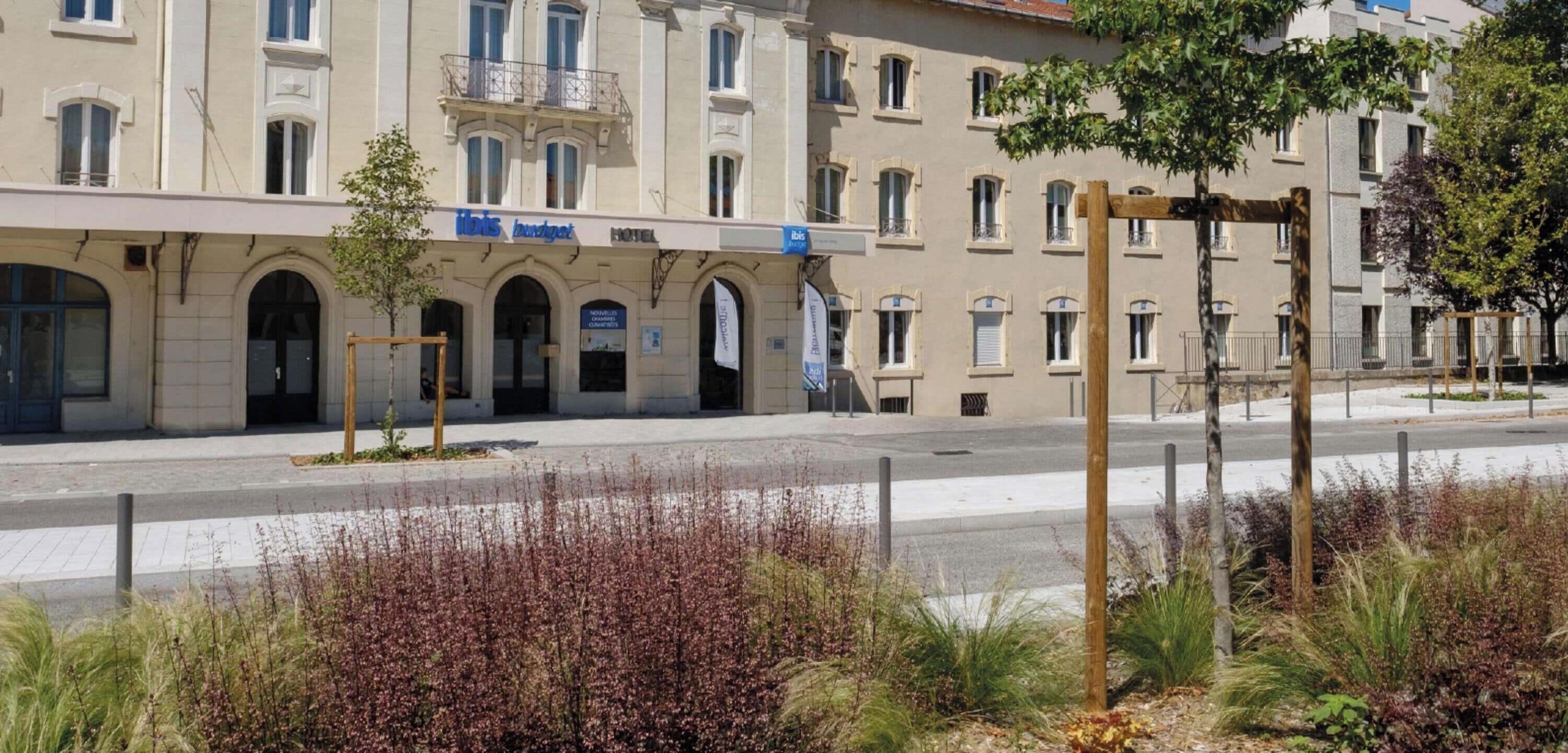 บริเวณภายนอก