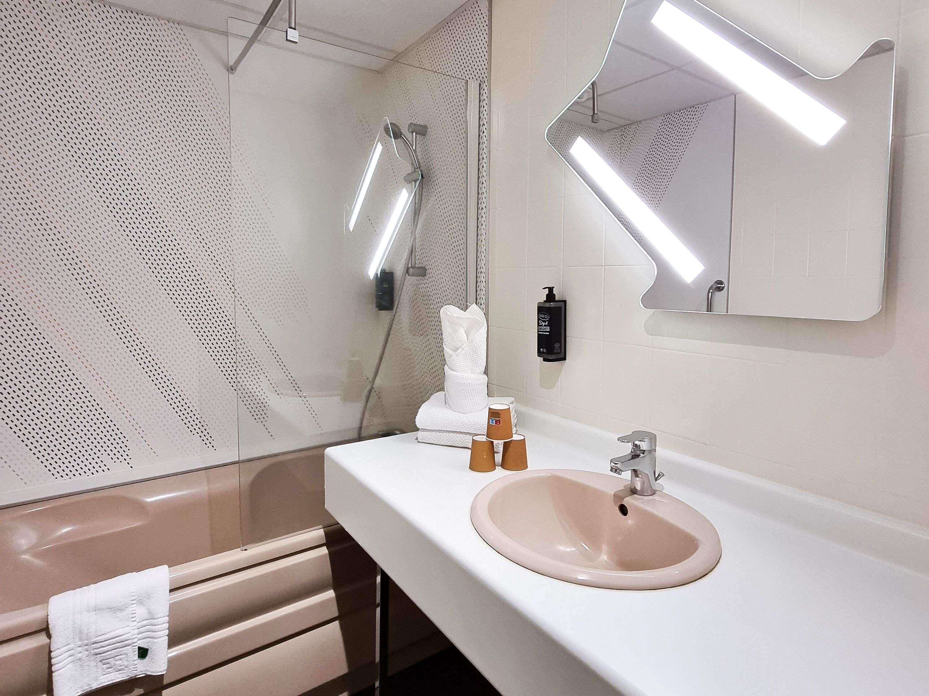 triple room, multiple beds | premium bedding, desk, soundproofing, free cots/infant beds