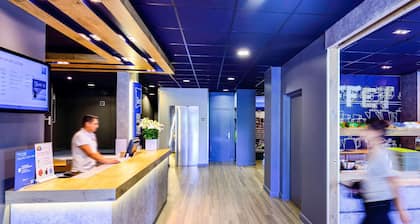 ibis budget Pau Lescar