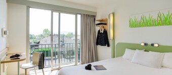 ibis budget Pau Lescar