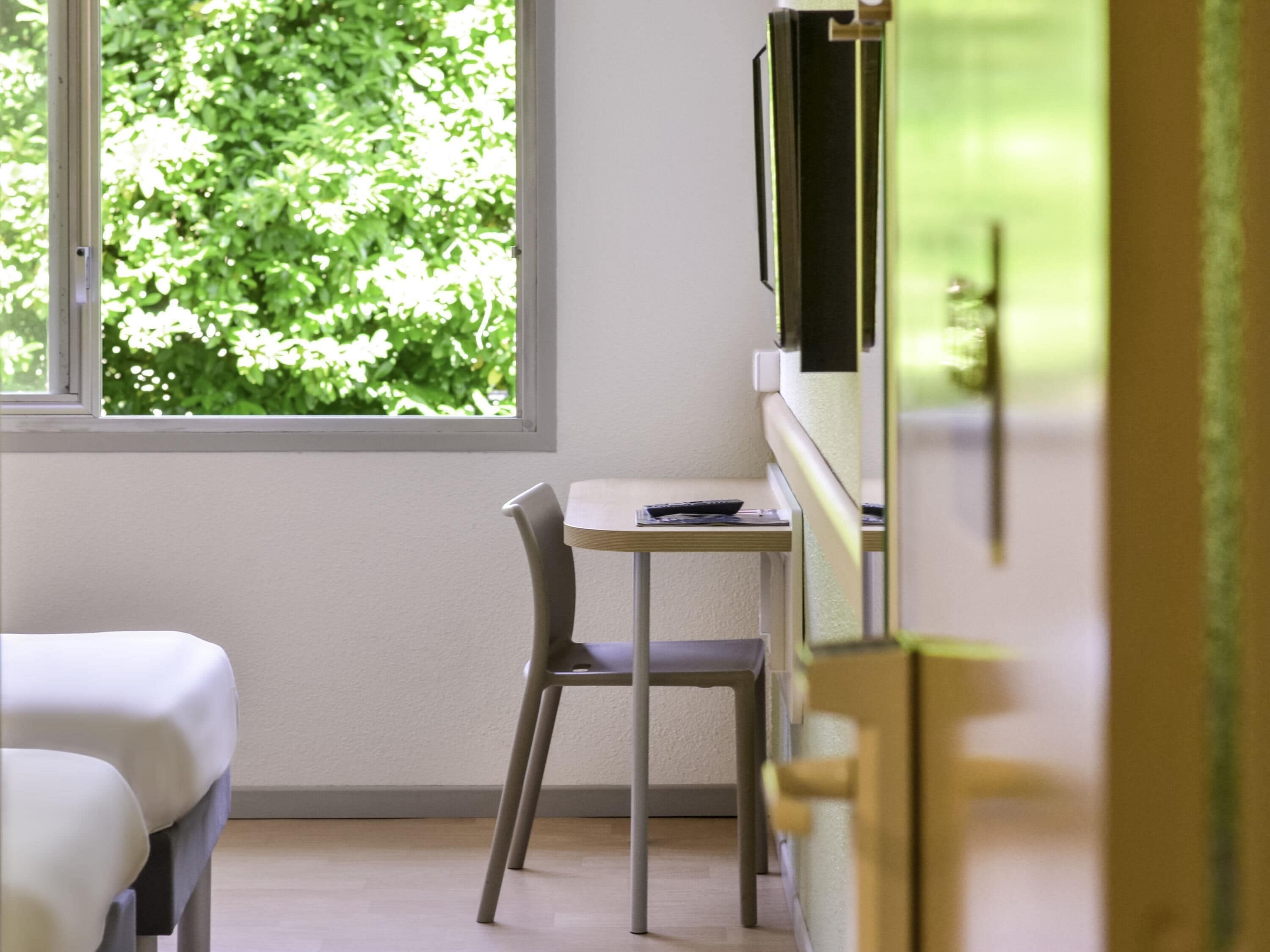 Triple Room, Multiple Beds | Desk, blackout curtains, soundproofing, iron/ironing board