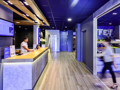 ibis budget Pau Lescar