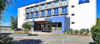 ibis budget Pau Lescar