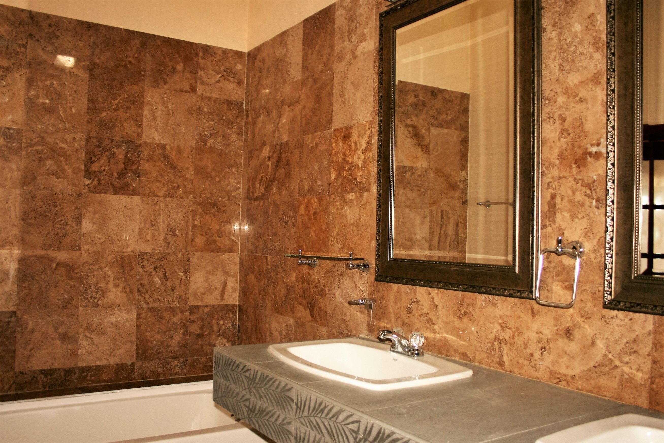 beach front jr. suite  | bathroom | shower, towels