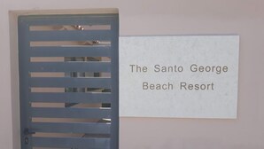 Señal para el Resort Santo George Beach.