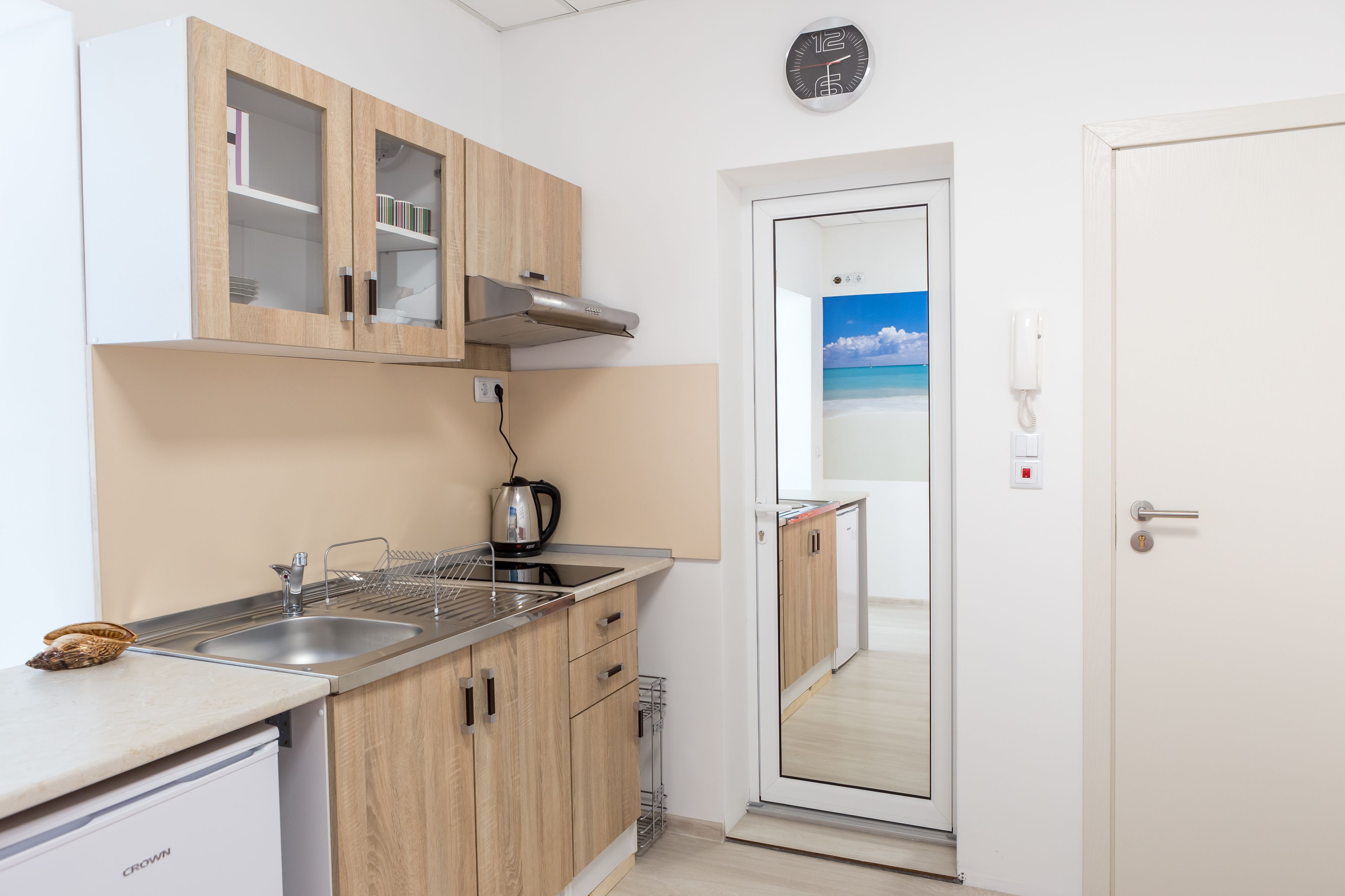 executive studio (varna, bul. tzar osvoboditel 23b) | private kitchen | fridge, stovetop, coffee/tea maker, electric kettle