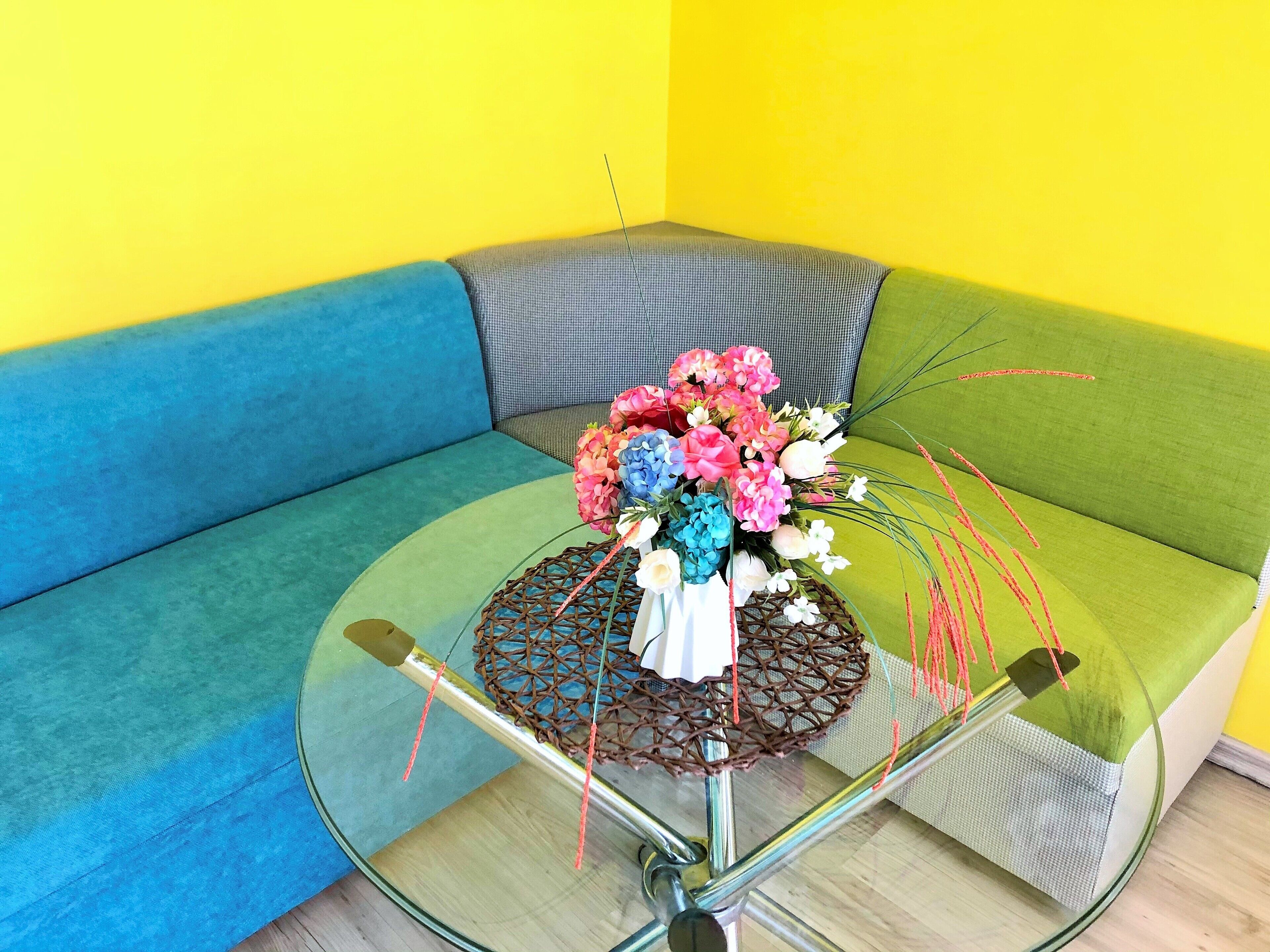 design apartment, 2 bedrooms, sea view (varna, makedonia 35) | living area | tv