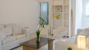 Unclassified image, 5 of 36, button - Pro Cab Cabarete (Cabarete)