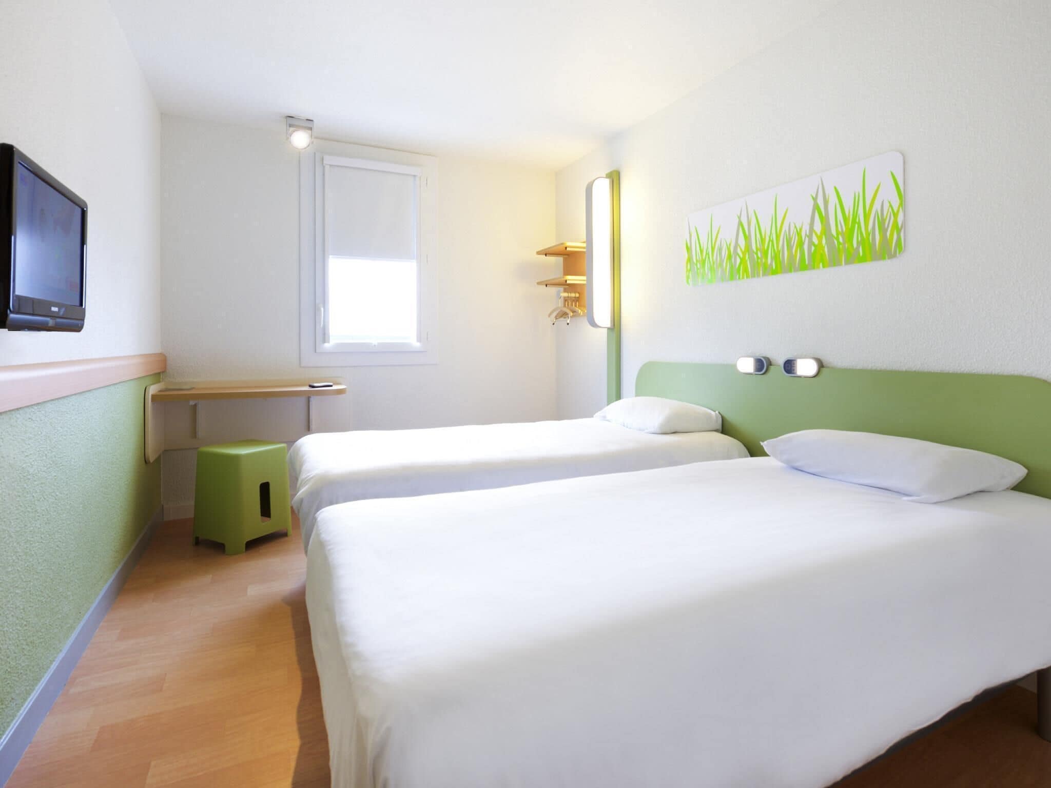 Twin Room, 2 Single Beds