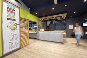 Reception hall - ibis Budget Dax Saint Paul les Dax (Saint-Paul-les-Dax)