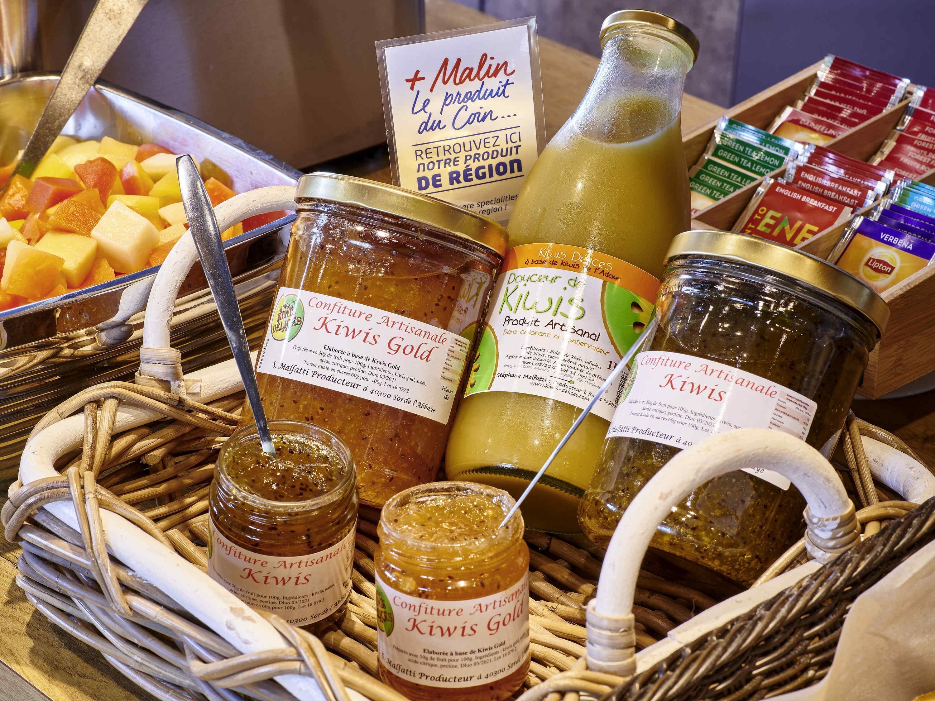 double room | desk, free wifi, bed sheets