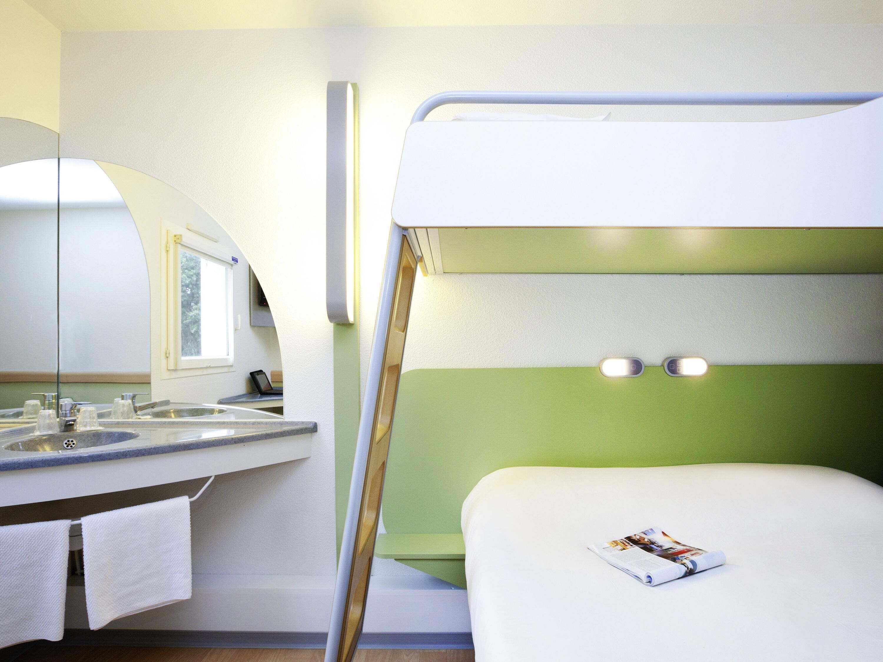 desk, soundproofing, free cots/infant beds, free wifi