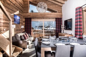 Duplex, 4 Bedrooms | Living room | 75-cm flat-screen TV with satellite channels, TV, DVD player - Résidence Les Cîmes (La Clusaz)