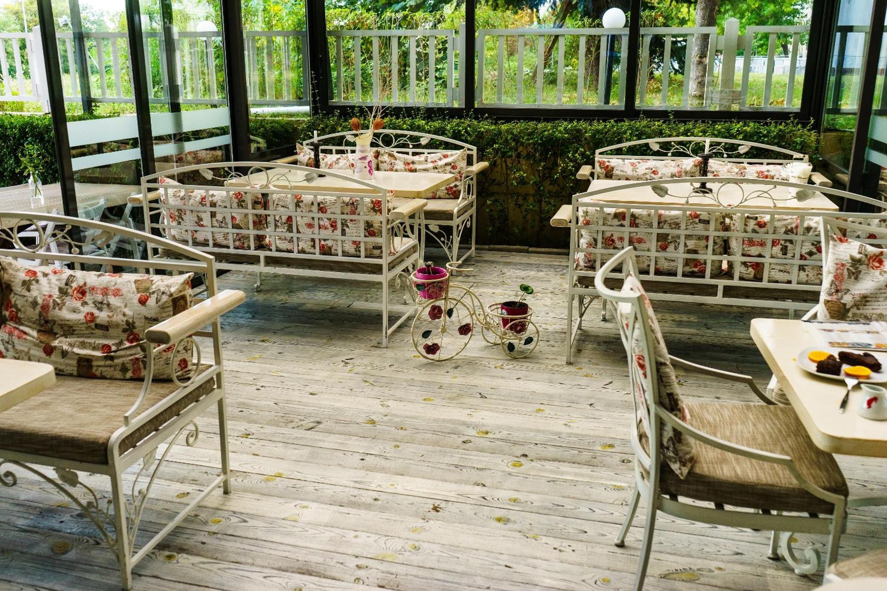 local and international cuisine