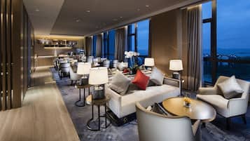 Executive kamer, 1 kingsize bed, toegang tot de clublounge | Kameruitzicht