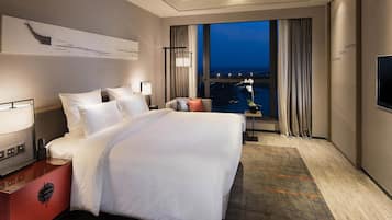 Premium bedding, minibar, in-room safe, desk