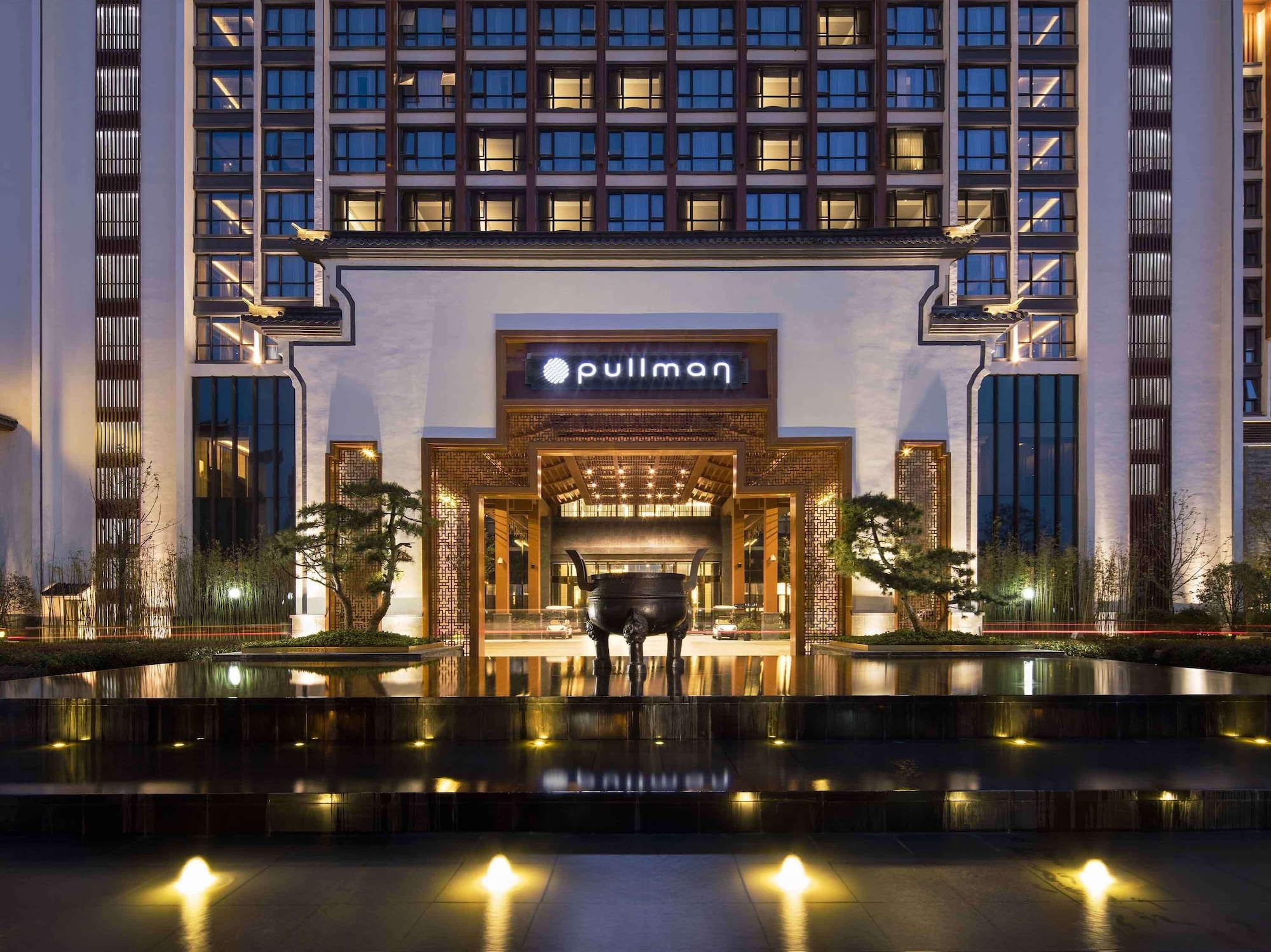4 Star Hotels