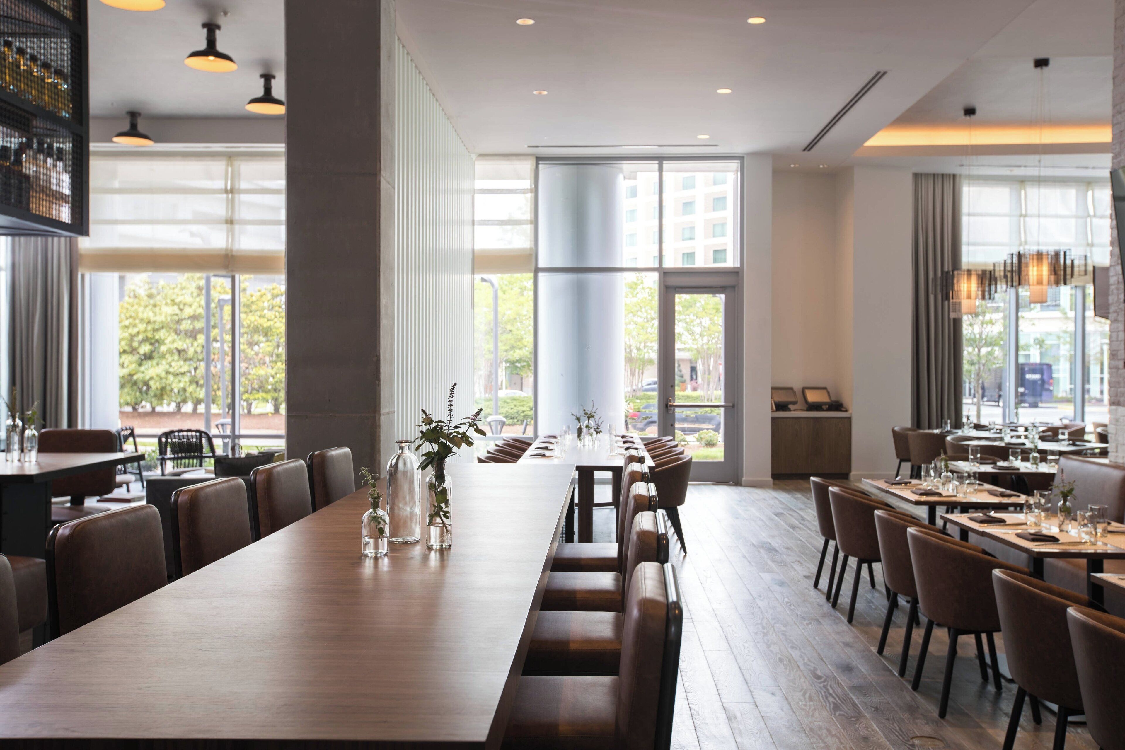 breakfast, lunch, dinner served; american cuisine