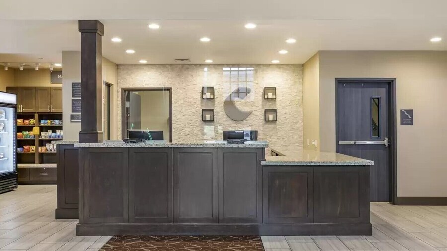 Comfort Suites Near Sam Houston Race Park