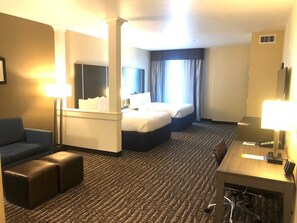 Suite, 2 camas de matrimonio, no fumadores | Colchones con acolchado adicional y escritorio