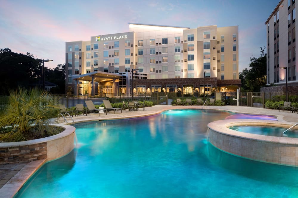 luxury hotels in Biloxi