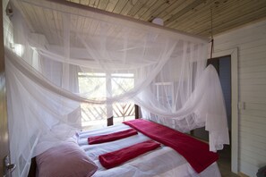 In-room safe, free WiFi