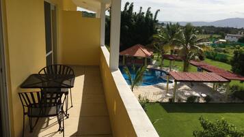 Habitación Premium con Aire acondicionado y Bañera | Balcón